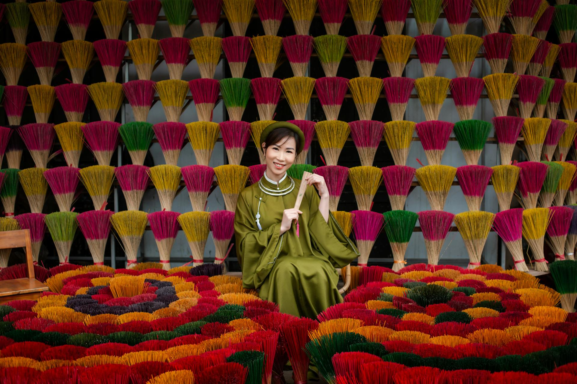 Capture the authentic charm of Hue’s creative scene